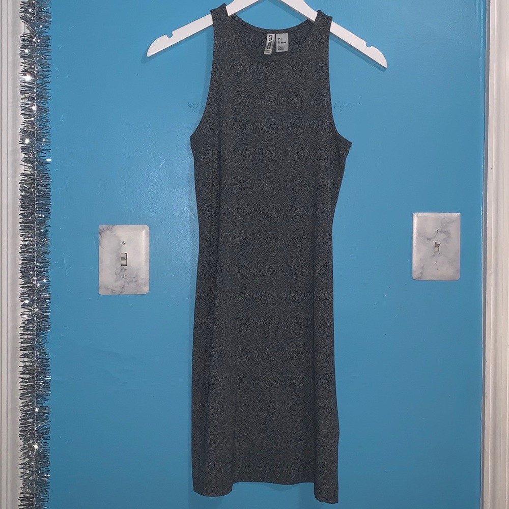 Body-con dress